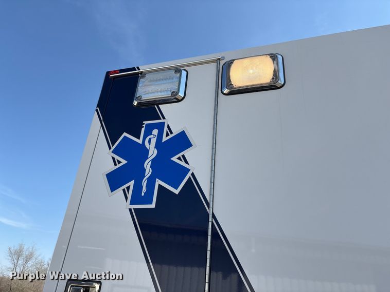 image for item FI0861 2008 Chevrolet C4500 ambulance