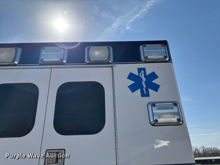 image for item FI0861 2008 Chevrolet C4500 ambulance