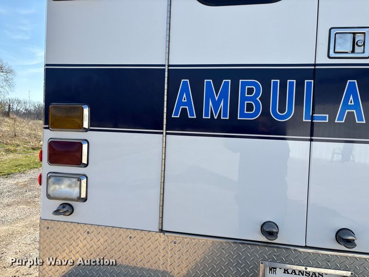 image for item FI0861 2008 Chevrolet C4500 ambulance