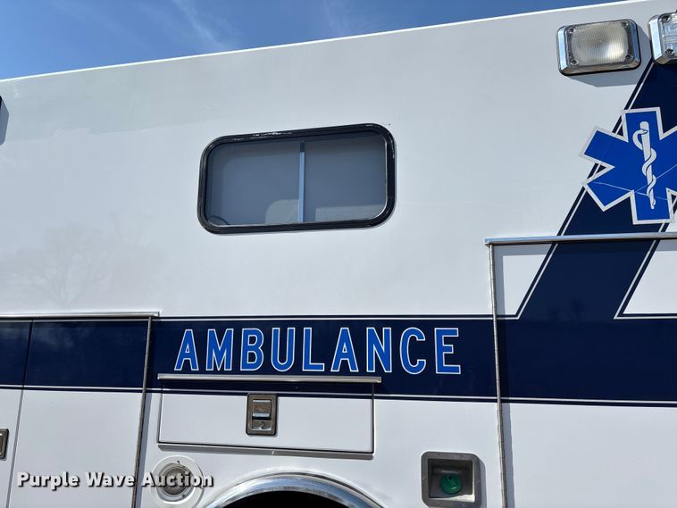 image for item FI0861 2008 Chevrolet C4500 ambulance