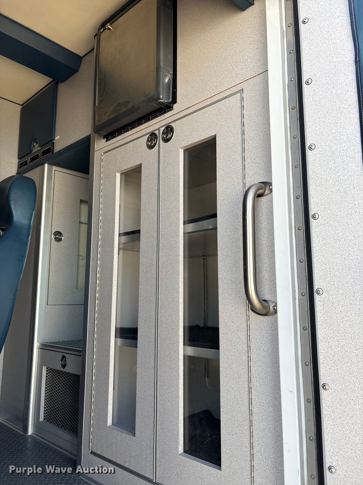 image for item FI0861 2008 Chevrolet C4500 ambulance