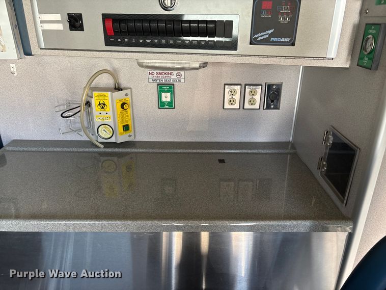 image for item FI0861 2008 Chevrolet C4500 ambulance