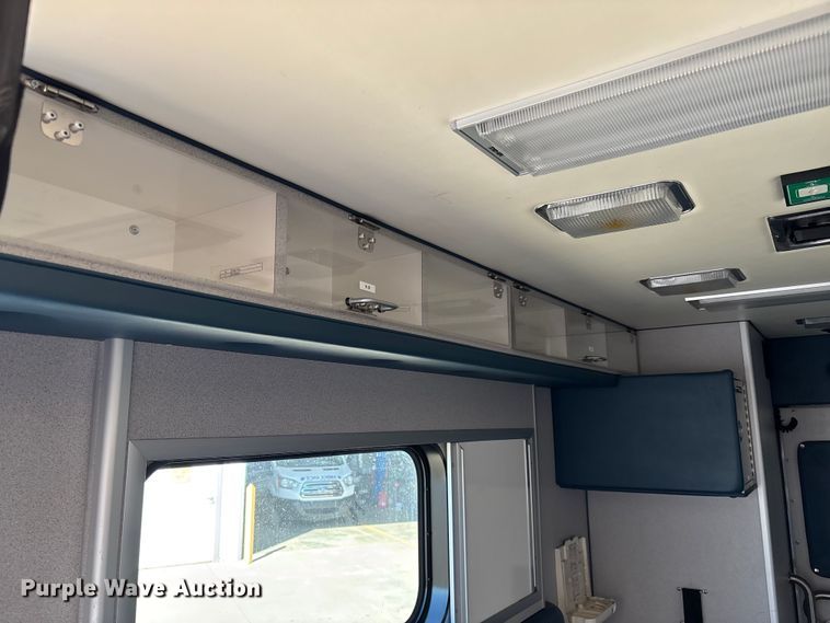 image for item FI0861 2008 Chevrolet C4500 ambulance