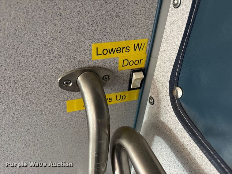 image for item FI0861 2008 Chevrolet C4500 ambulance