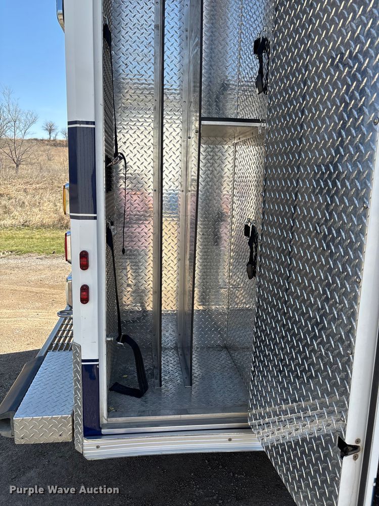 image for item FI0861 2008 Chevrolet C4500 ambulance