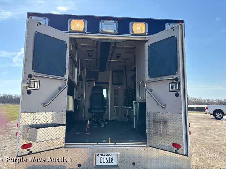 image for item FI0861 2008 Chevrolet C4500 ambulance