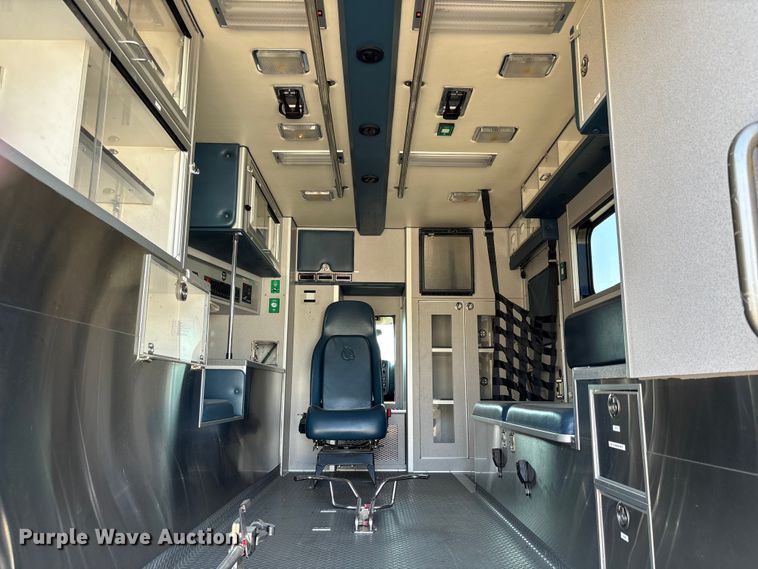 image for item FI0861 2008 Chevrolet C4500 ambulance