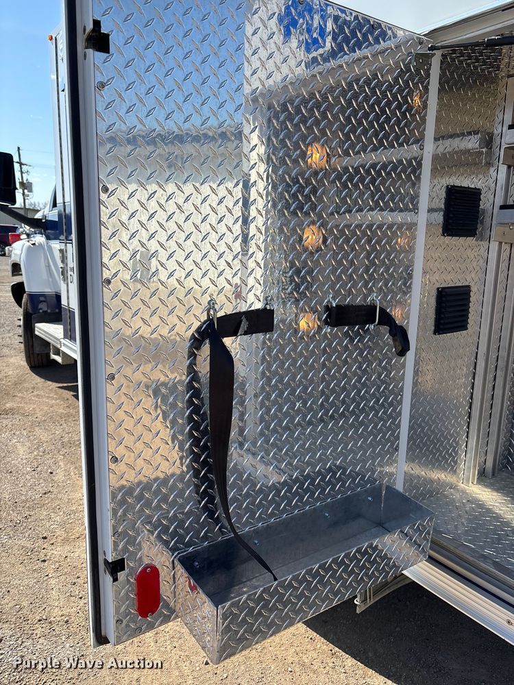 image for item FI0861 2008 Chevrolet C4500 ambulance