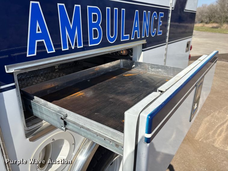 image for item FI0861 2008 Chevrolet C4500 ambulance