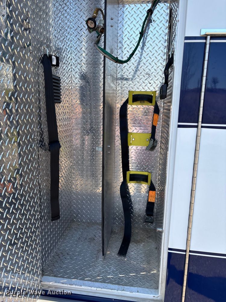 image for item FI0861 2008 Chevrolet C4500 ambulance