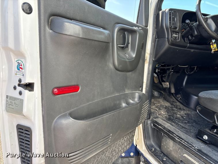 image for item FI0861 2008 Chevrolet C4500 ambulance