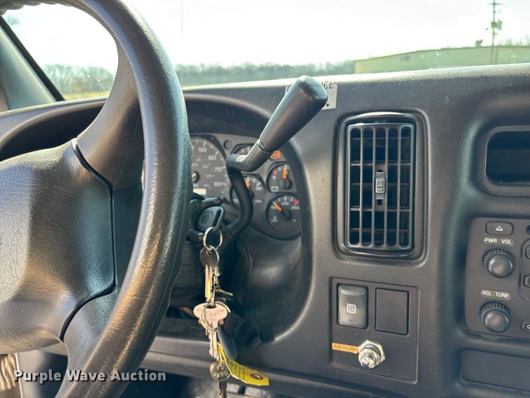 image for item FI0861 2008 Chevrolet C4500 ambulance