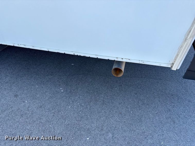 image for item FI0934 2013 Glaval E450 Super Duty shuttle bus