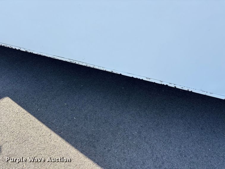 image for item FI0934 2013 Glaval E450 Super Duty shuttle bus