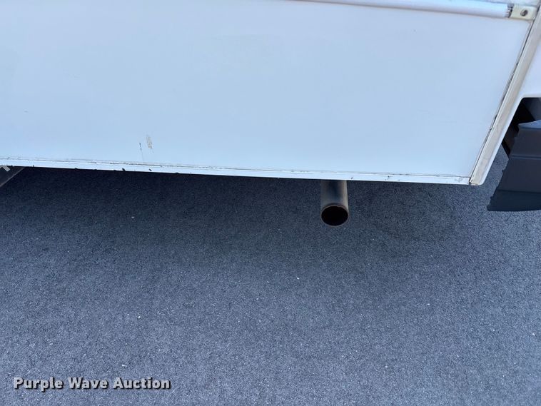 image for item FI0935 2013 Glaval E450 Super Duty transit bus