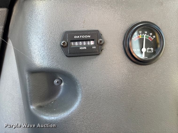 image for item FI0935 2013 Glaval E450 Super Duty transit bus