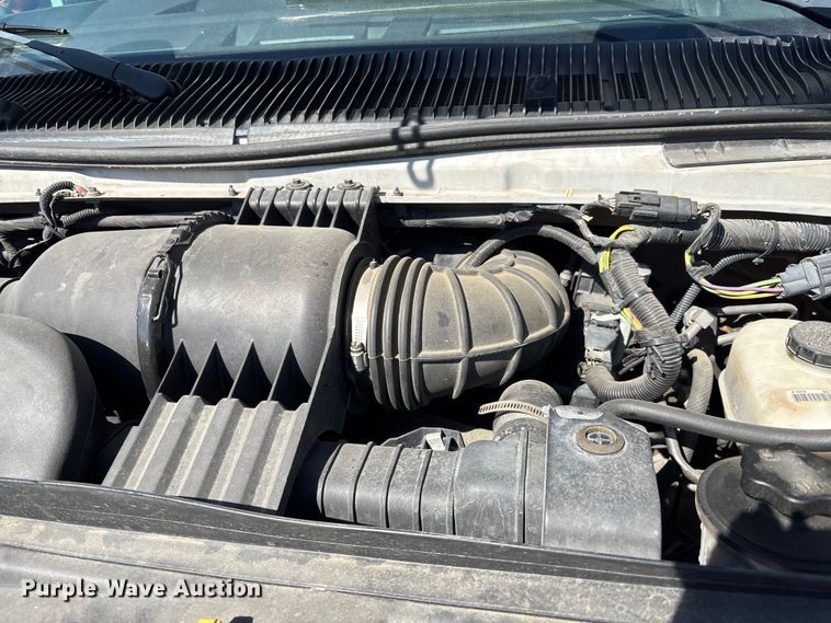 image for item FI0935 2013 Glaval E450 Super Duty transit bus