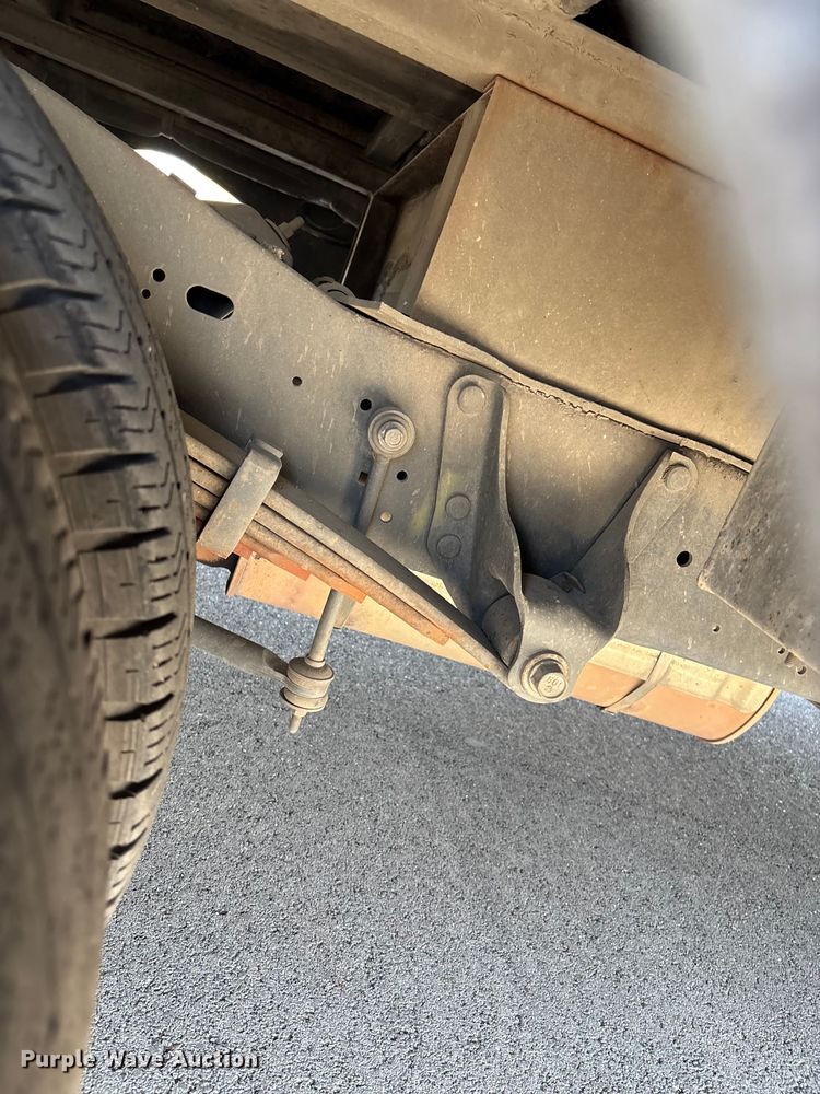 image for item FI0935 2013 Glaval E450 Super Duty transit bus