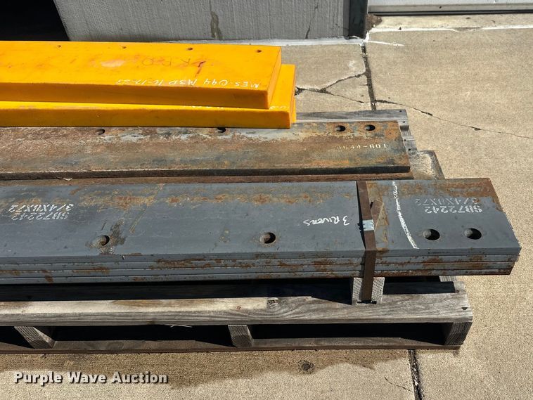 image for item FK0009 Kage Snow plow box system wheel loader snow pusher