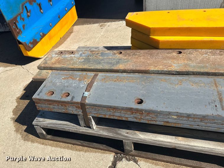 image for item FK0009 Kage Snow plow box system wheel loader snow pusher