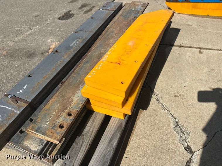 image for item FK0009 Kage Snow plow box system wheel loader snow pusher