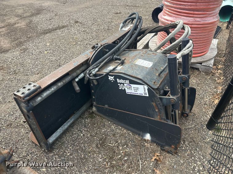 image for item FK0017 Bobcat skid steer cold planer