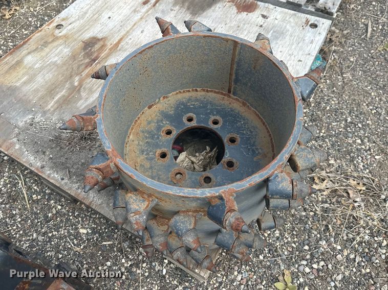 image for item FK0017 Bobcat skid steer cold planer