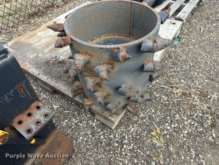 image for item FK0017 Bobcat skid steer cold planer