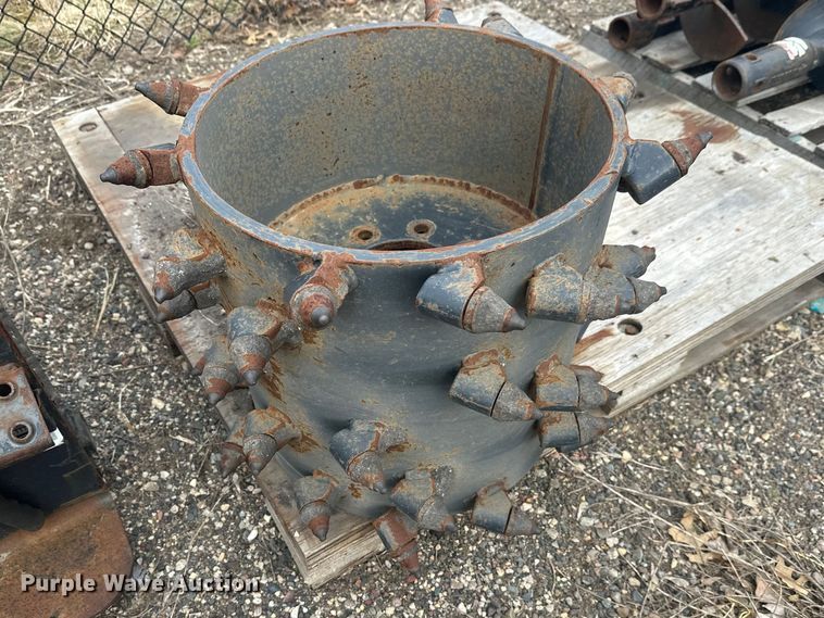 image for item FK0017 Bobcat skid steer cold planer