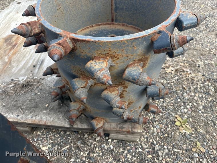 image for item FK0017 Bobcat skid steer cold planer