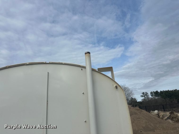 image for item FK0018 Tank bed