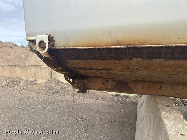 image for item FK0018 Tank bed