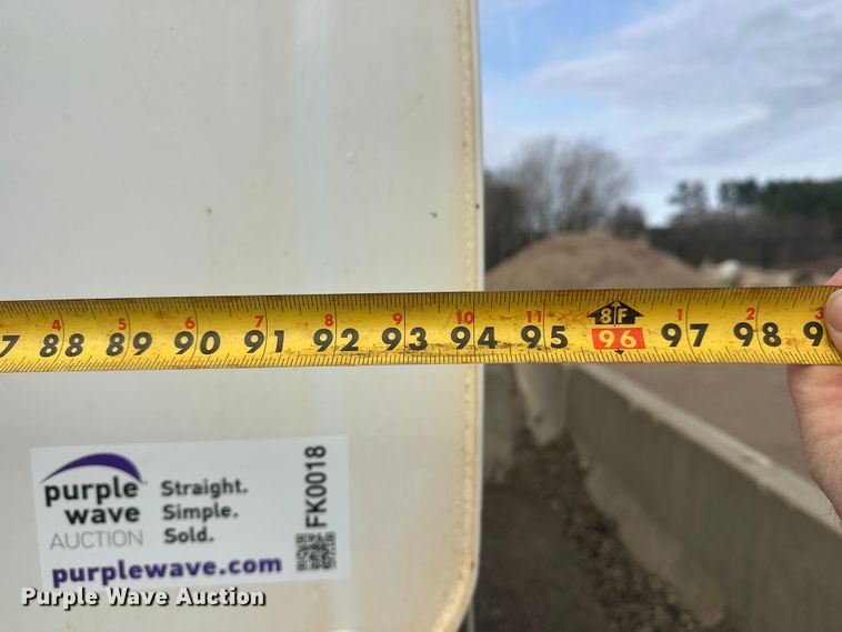 image for item FK0018 Tank bed