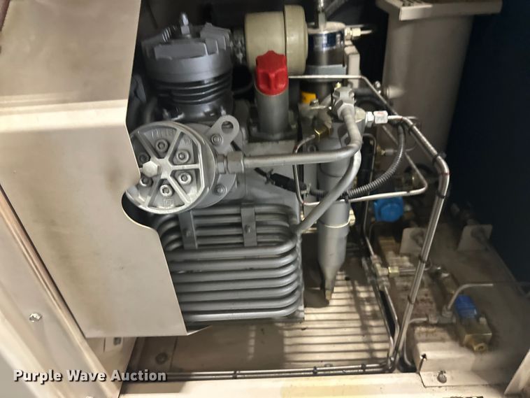 image for item FK0019 Bauer Compressor air compressor