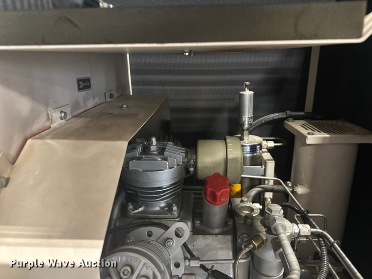 image for item FK0019 Bauer Compressor air compressor