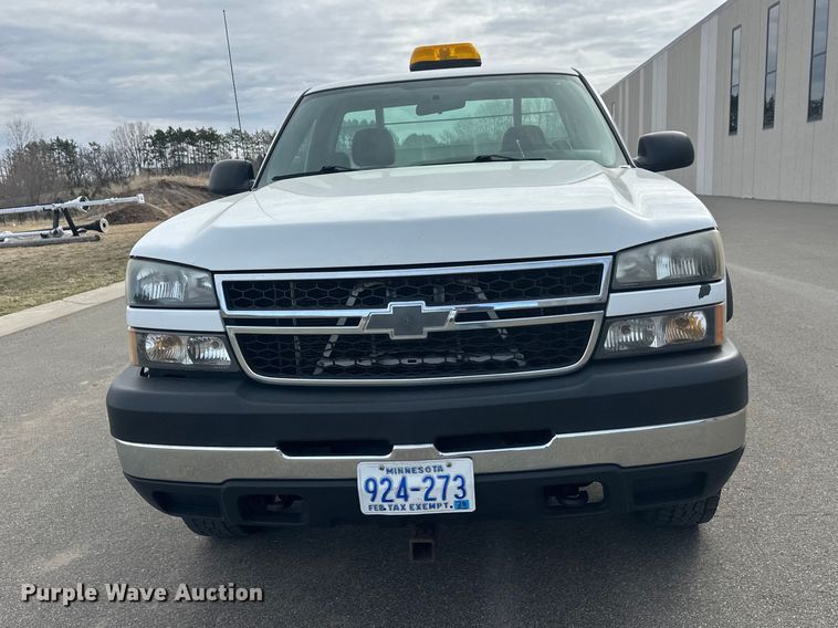 image for item FK0023 2007 Chevrolet Silverado 2500HD pickup truck