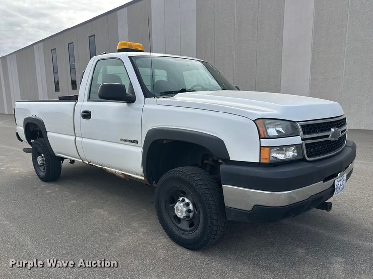 image for item FK0023 2007 Chevrolet Silverado 2500HD pickup truck