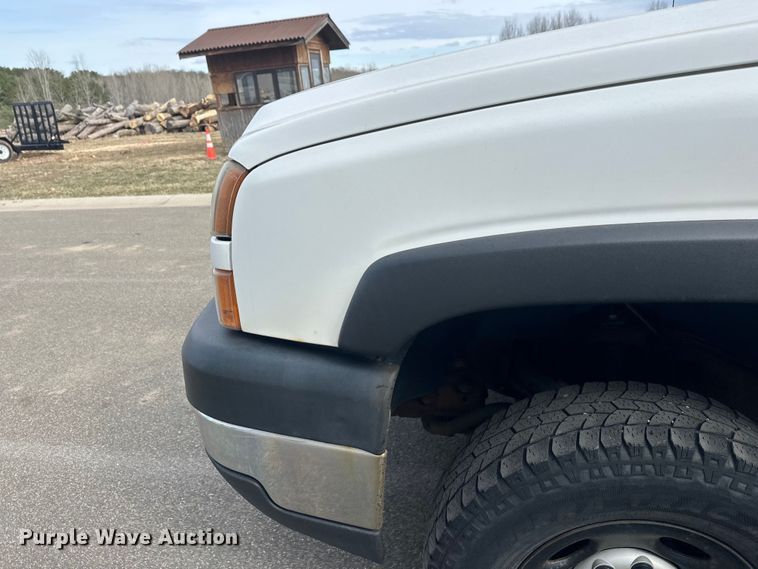image for item FK0023 2007 Chevrolet Silverado 2500HD pickup truck