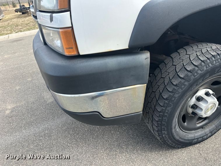 image for item FK0023 2007 Chevrolet Silverado 2500HD pickup truck