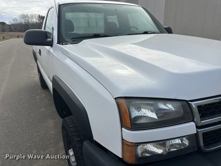 image for item FK0023 2007 Chevrolet Silverado 2500HD pickup truck