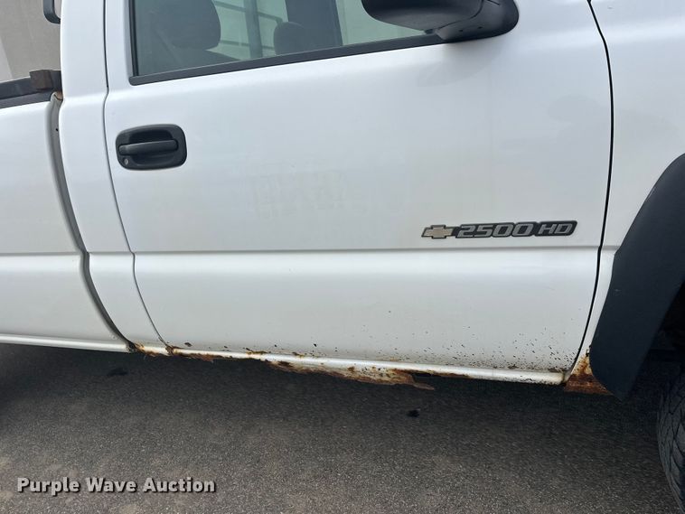 image for item FK0023 2007 Chevrolet Silverado 2500HD pickup truck