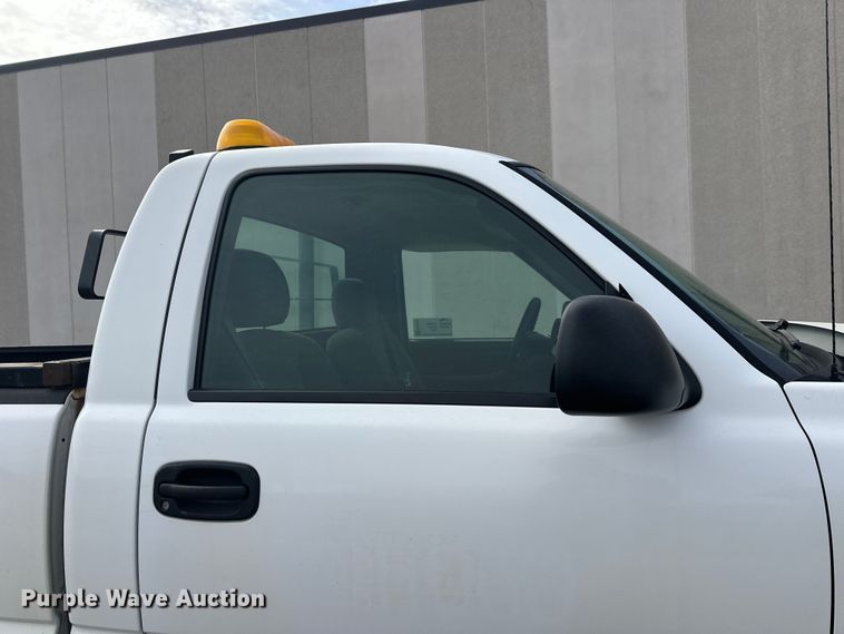 image for item FK0023 2007 Chevrolet Silverado 2500HD pickup truck