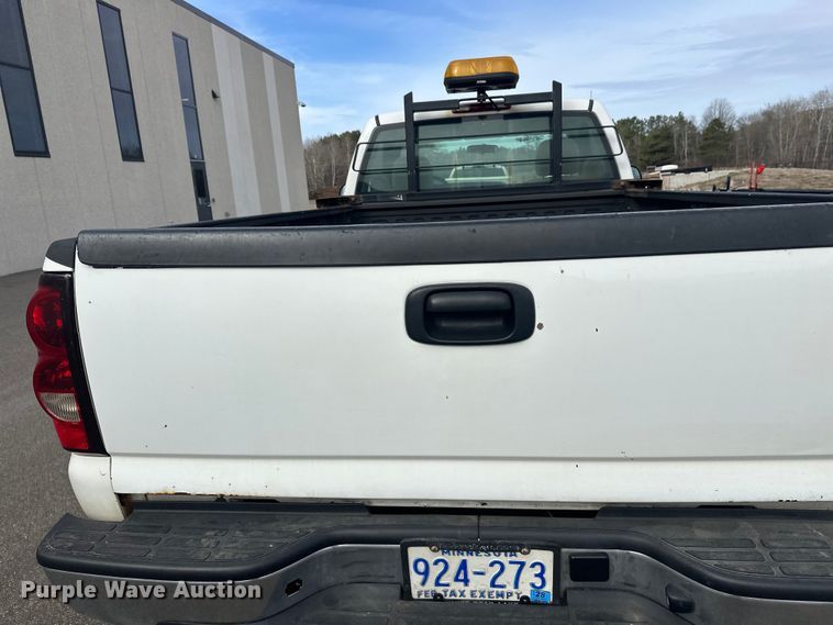 image for item FK0023 2007 Chevrolet Silverado 2500HD pickup truck