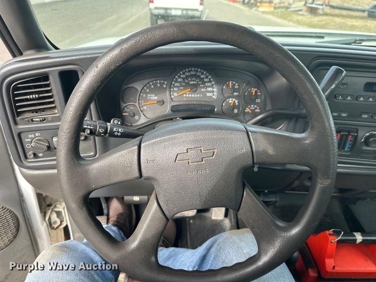 image for item FK0023 2007 Chevrolet Silverado 2500HD pickup truck