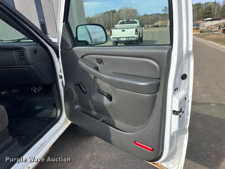 image for item FK0023 2007 Chevrolet Silverado 2500HD pickup truck