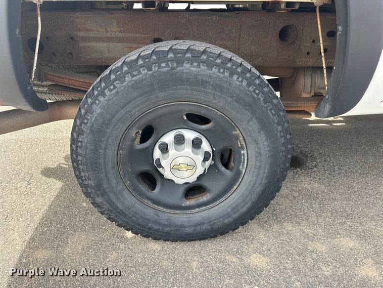 image for item FK0023 2007 Chevrolet Silverado 2500HD pickup truck