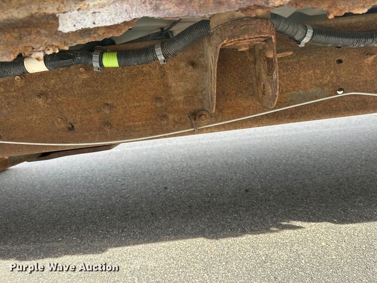 image for item FK0024 2004 Chevrolet Silverado 2500HD Ext. Cab pickup truck