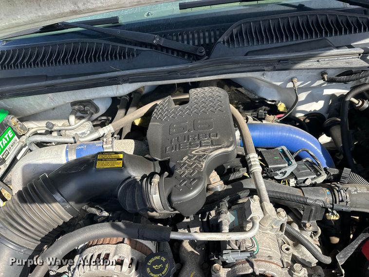 image for item FK0024 2004 Chevrolet Silverado 2500HD Ext. Cab pickup truck