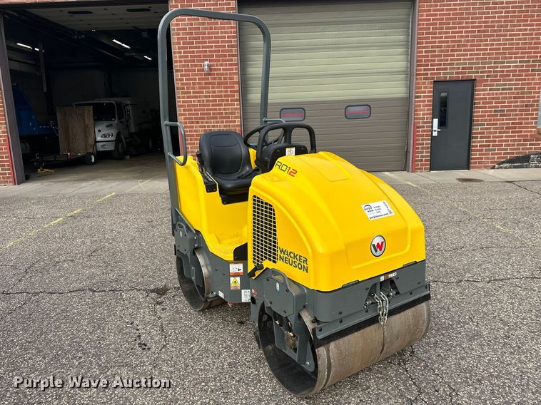 image for item FK0030 Wacker Neuson RD12 double drum vibratory roller