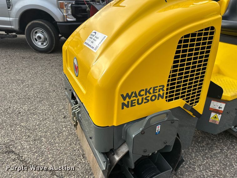 image for item FK0030 Wacker Neuson RD12 double drum vibratory roller